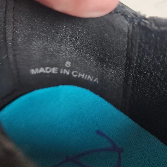 Size 8- Blowfish Malibu Vegan Ankle Western Cowboy Boots Booties- black - Picture 5 of 9